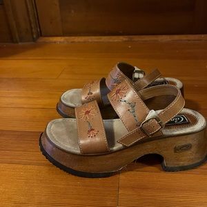 Og Candies vintage chunky wood leather y2k platform Embroidered Women's Sandals